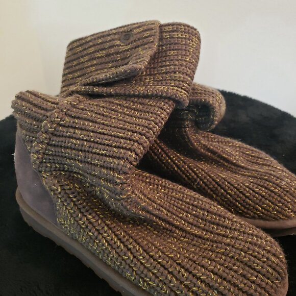 UGG Water Resistant Sweater Boot - Picture 4 of 17